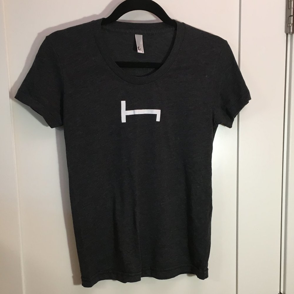 Hotel Tonight exclusive company employee t-shirt Size M